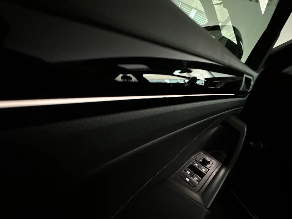 Volkswagen T-Roc – foto 12