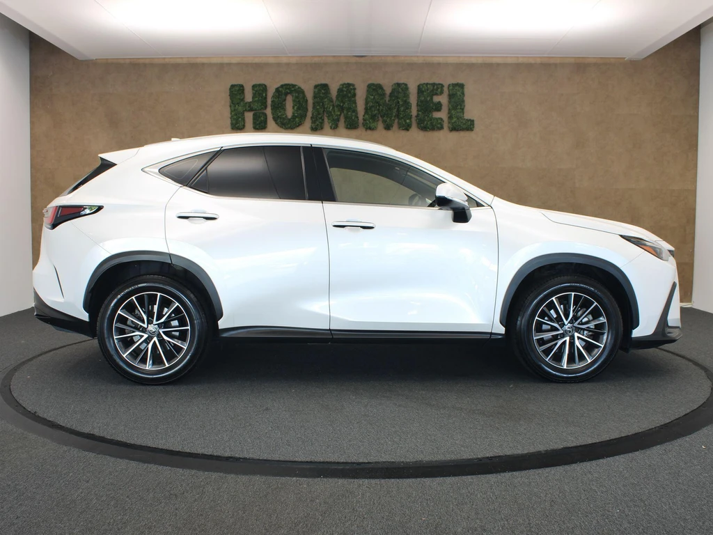 Lexus NX – foto 7