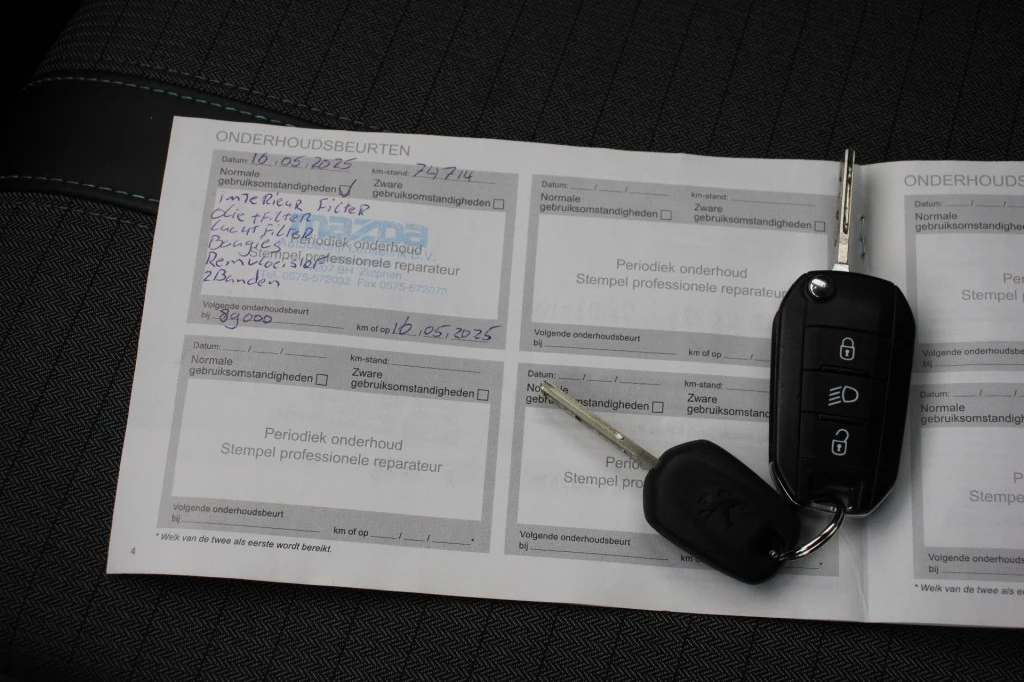 Peugeot 208 – foto 11