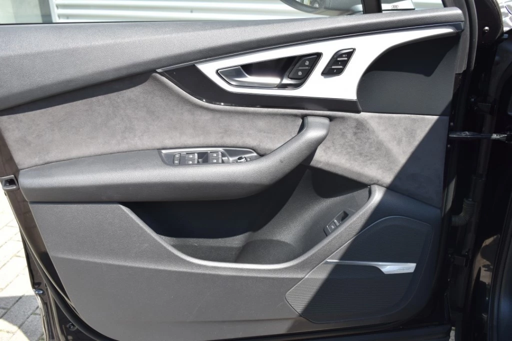 Audi Q7 – foto 18