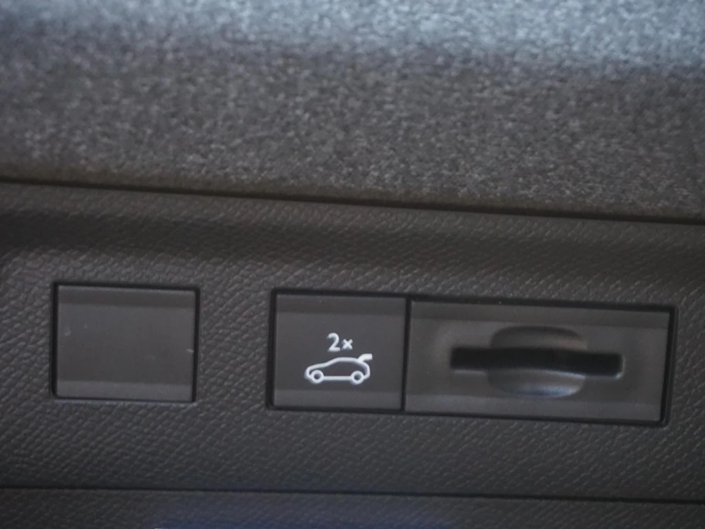Opel Grandland – foto 18