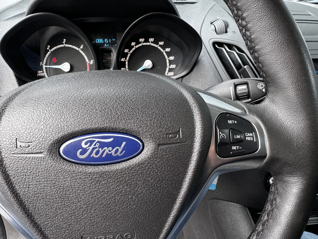Ford Transit Courier – foto 28