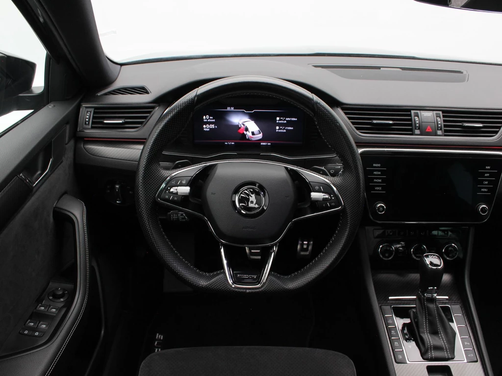 Škoda Superb – foto 38