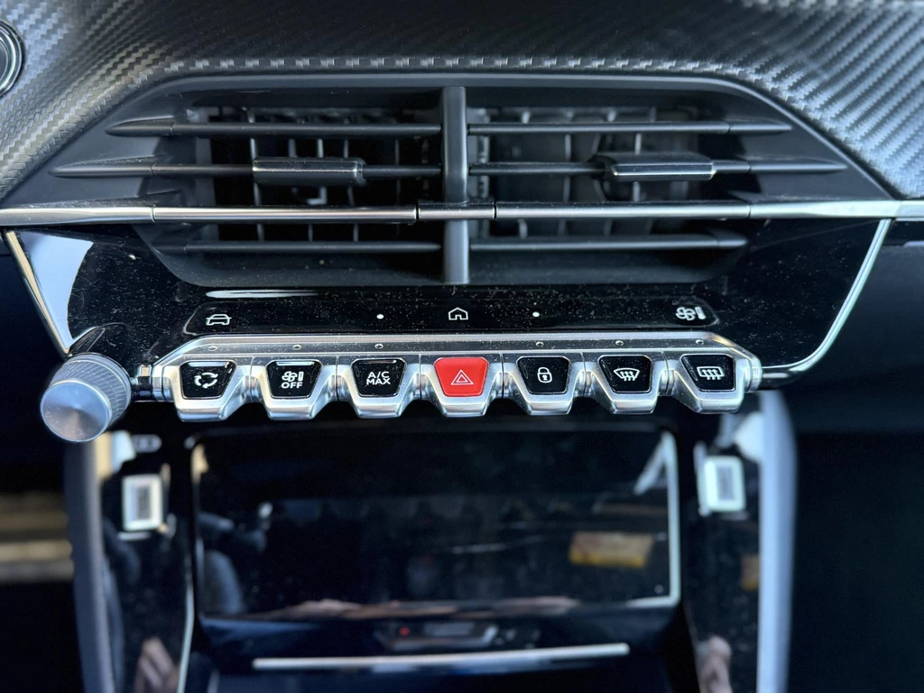 Peugeot 208 – foto 16