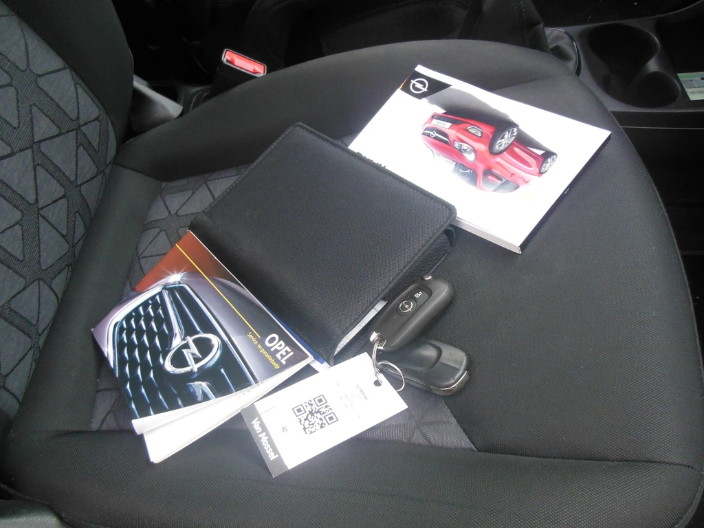 Opel KARL – foto 14