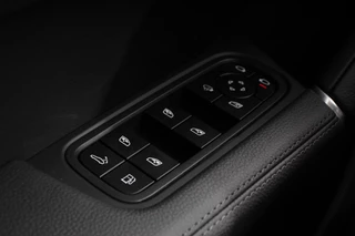 Porsche Cayenne – thumbnail 15
