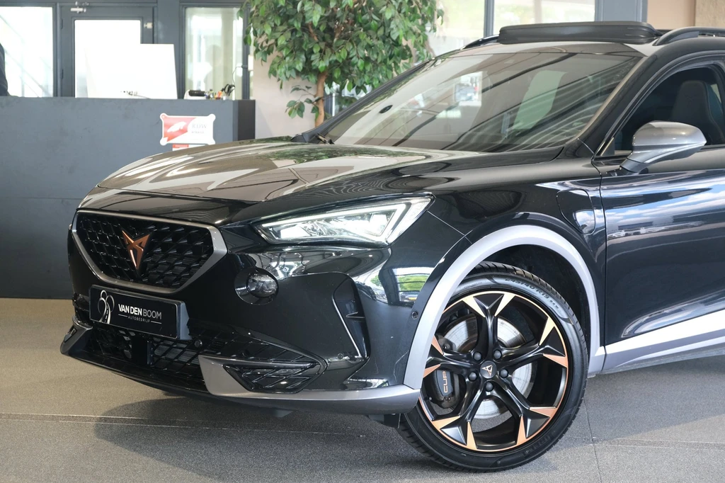 CUPRA Formentor – foto 2