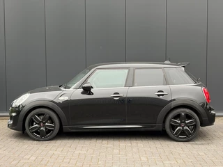 MINI Cooper – thumbnail 1