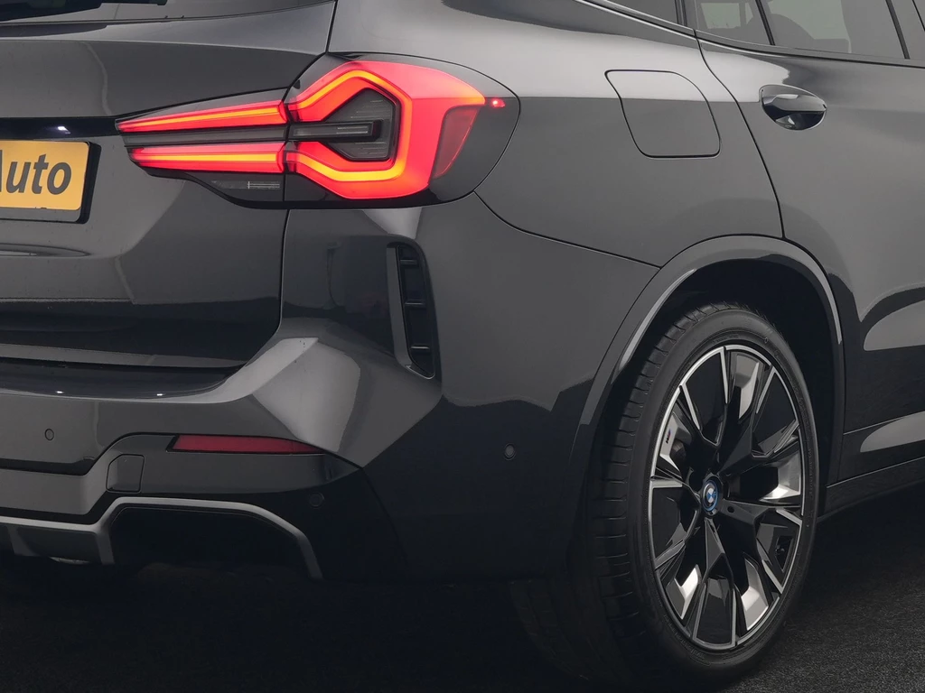 BMW iX3 – foto 18
