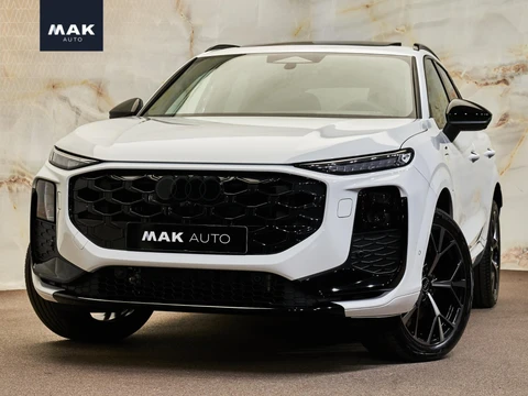 Audi Q3 E-Hybrid S Edition , pano, Tech Pro, 20", Sonos, OLED, memory, HUD, 360 camera, ACC, keyless, privacy