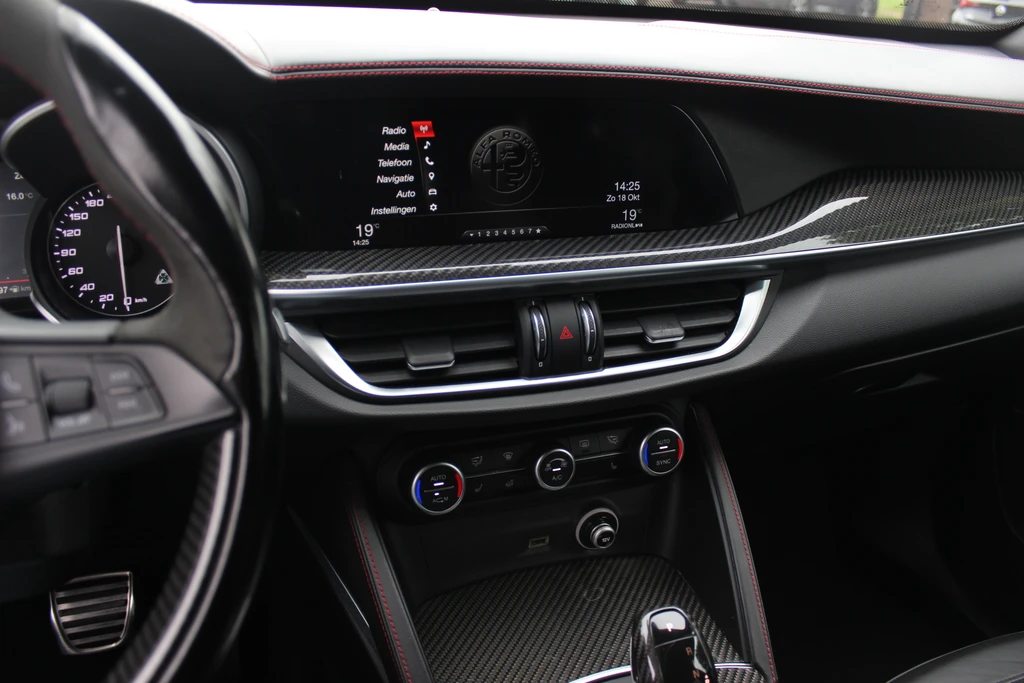 Alfa Romeo Stelvio – foto 20