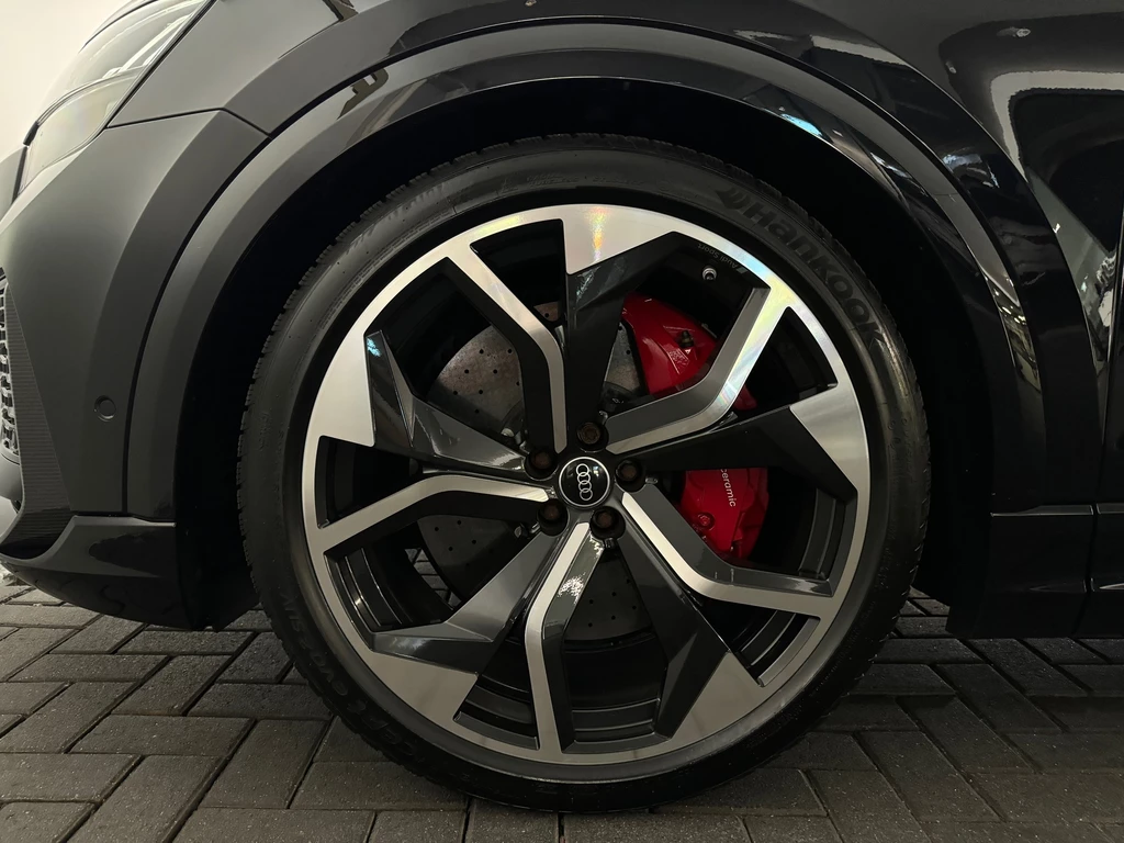 Audi RSQ8 – foto 15