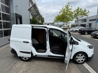 Ford Transit Courier – thumbnail 13