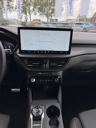 Ford Kuga – thumbnail 13
