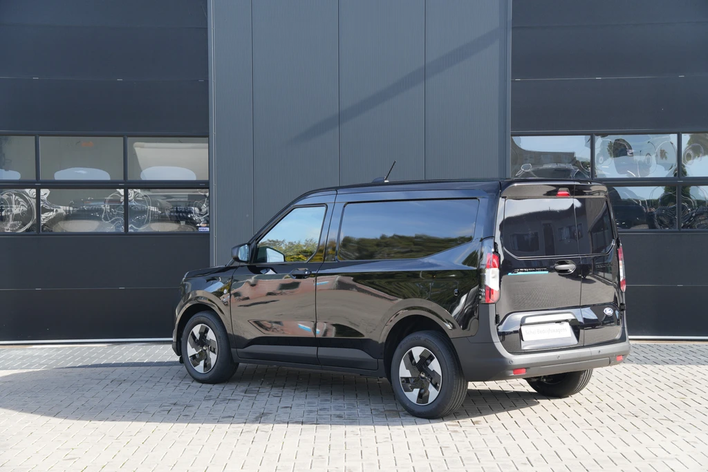 Ford E-Transit Courier – foto 3