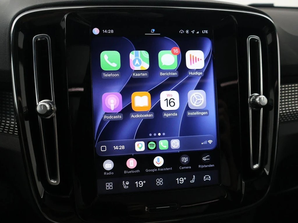 Volvo XC40 – foto 28
