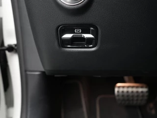 Mercedes-Benz C-Klasse – thumbnail 40