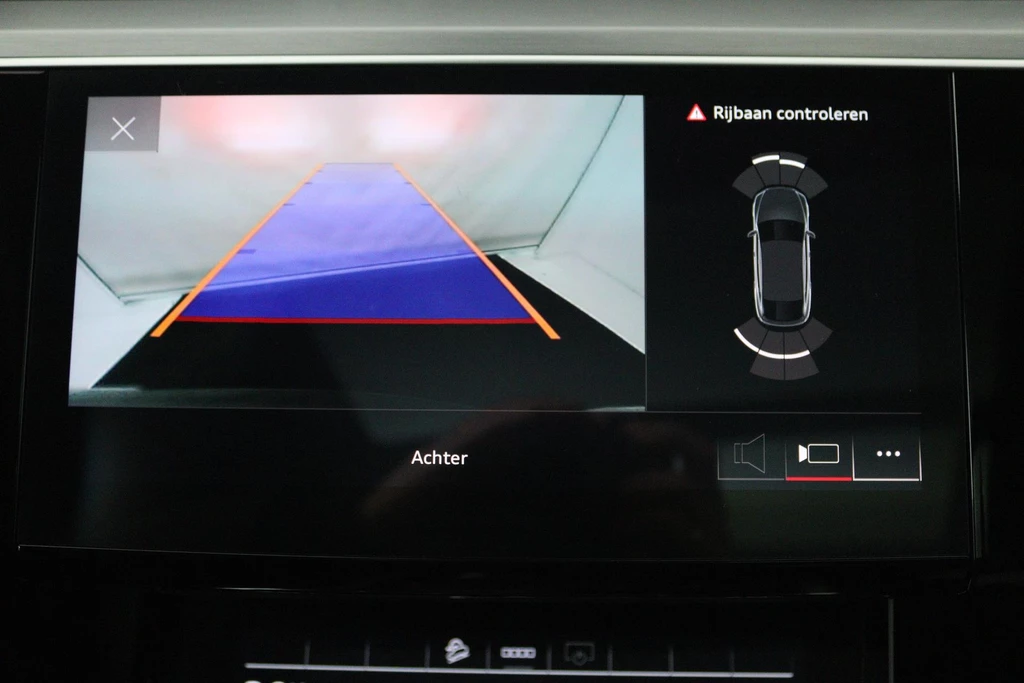 Audi e-tron – foto 18