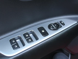 Kia Stonic – thumbnail 20