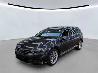 Volkswagen Passat – thumbnail 1
