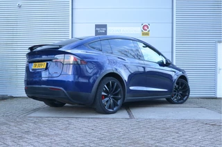 Tesla Model X – thumbnail 4