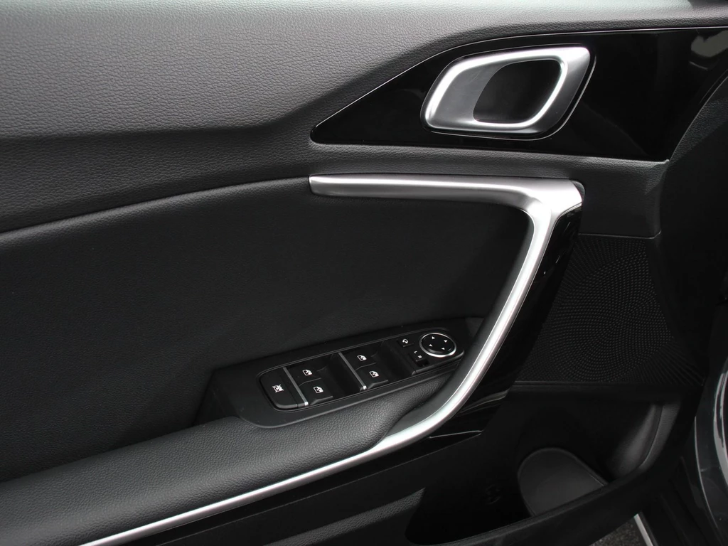 Kia XCeed – foto 15