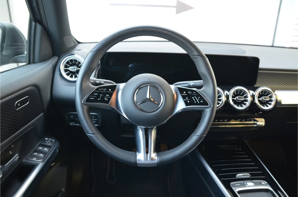 Mercedes-Benz EQB – foto 14