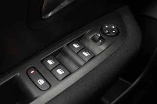 Peugeot 208 – thumbnail 16