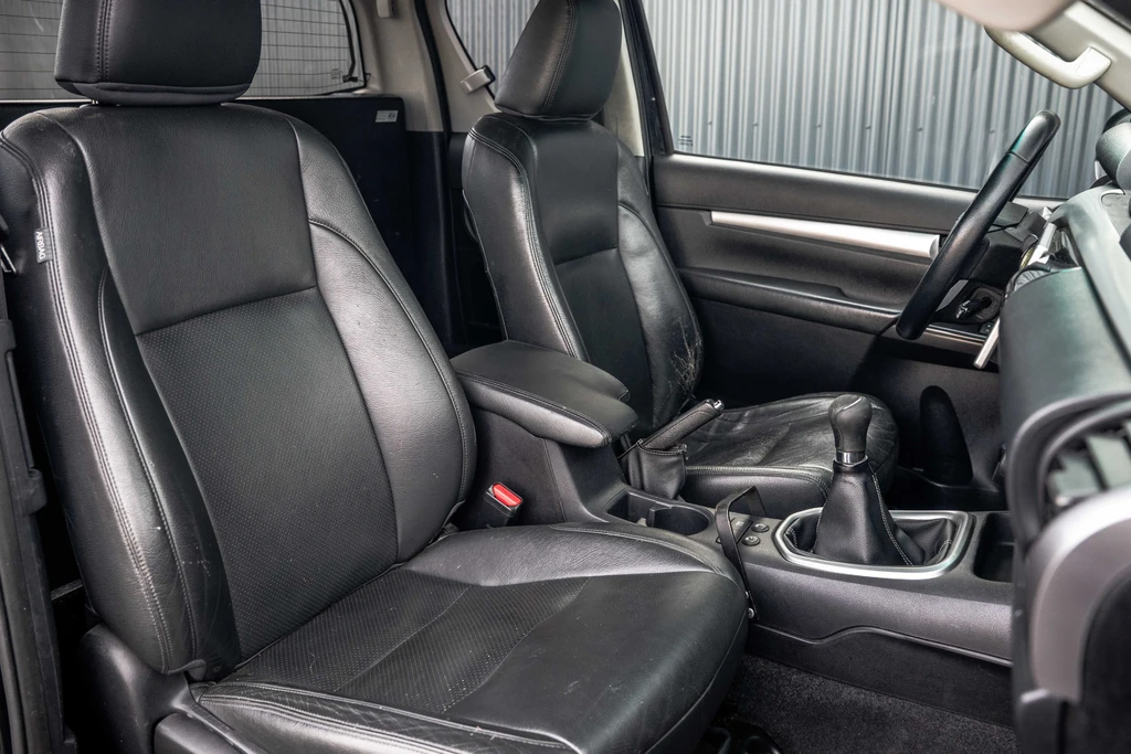 Toyota Hilux – foto 12