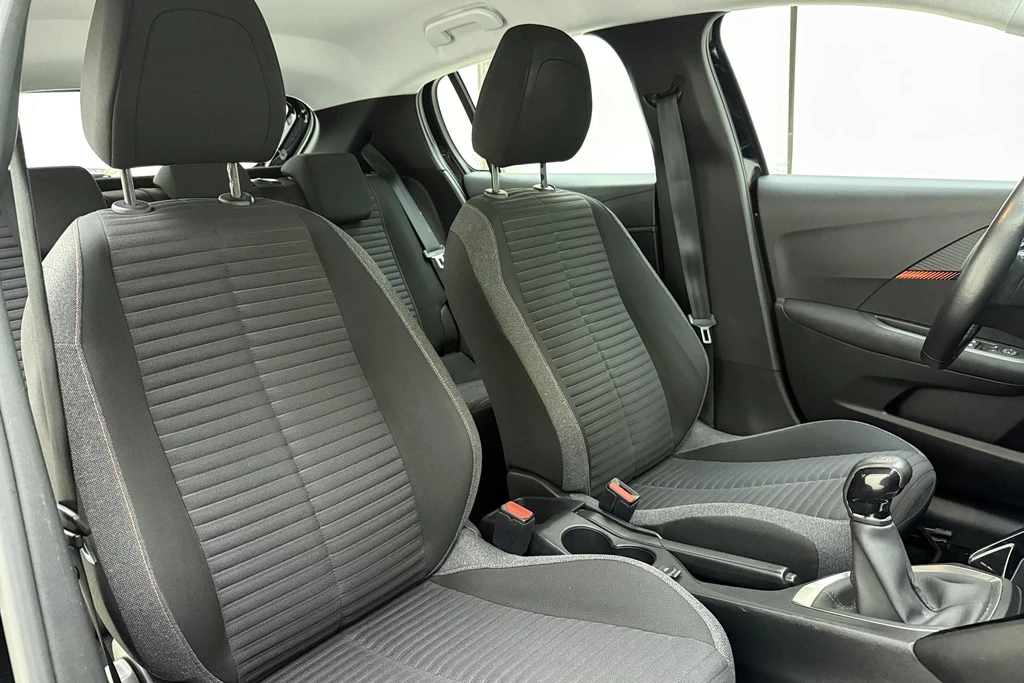 Peugeot 208 – foto 13
