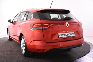 Renault Megane E-Tech – thumbnail 8