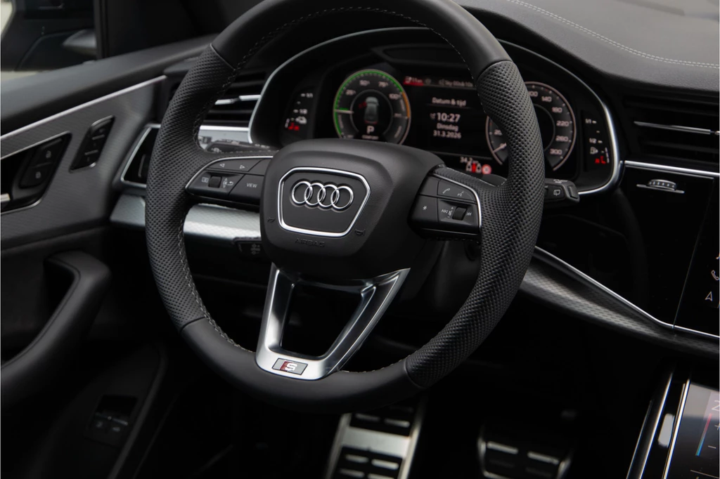 Audi Q8 – foto 34