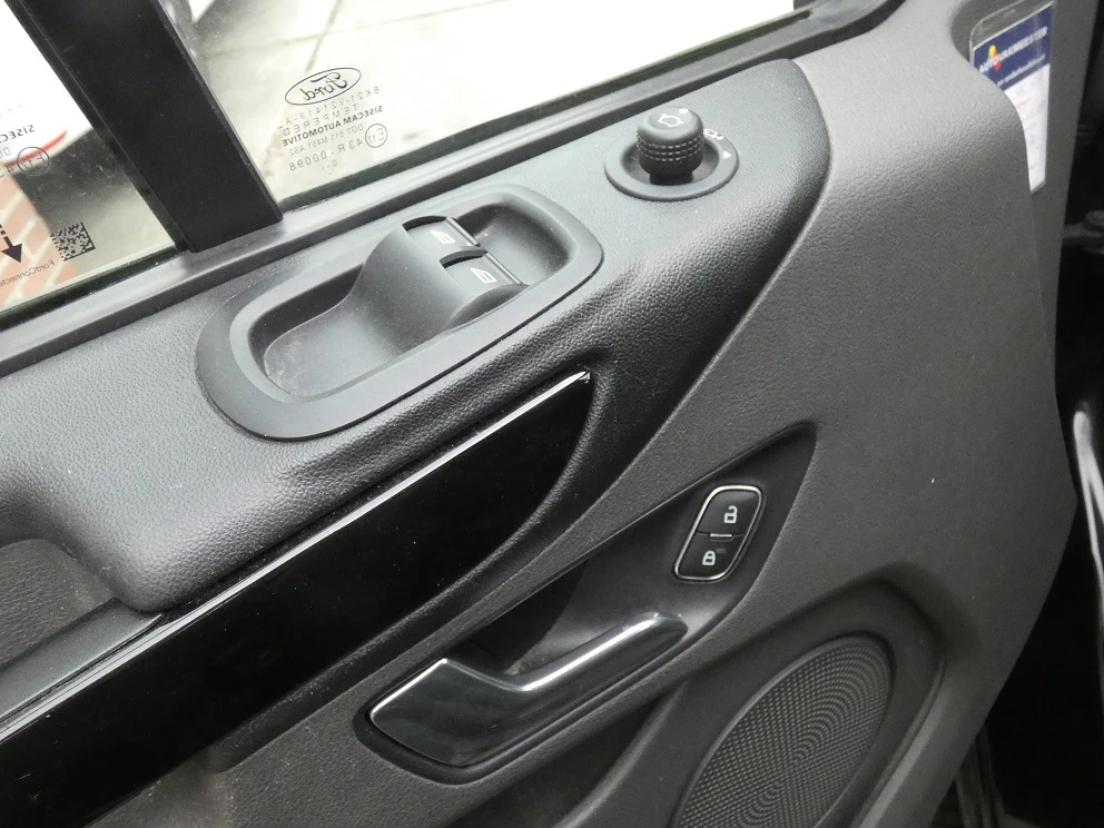 Ford Transit Custom – foto 11