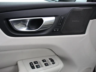 Volvo XC60 – thumbnail 16
