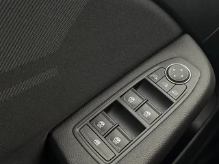 Renault Clio – thumbnail 36