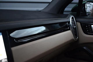 Porsche Cayenne – thumbnail 40