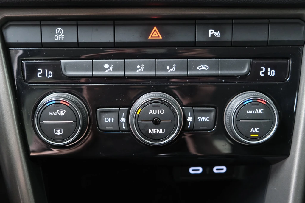 Volkswagen T-Roc – foto 21