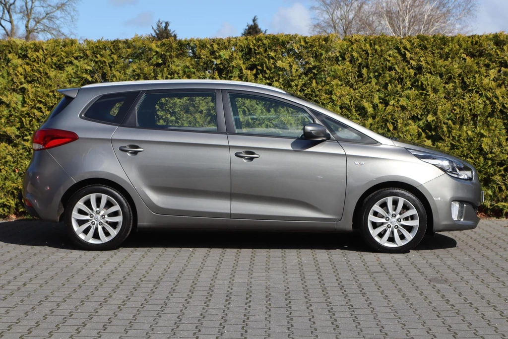 Kia Carens – foto 11