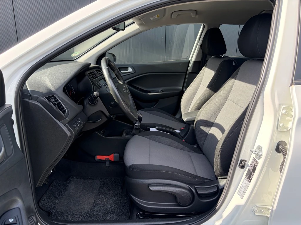 Hyundai i20 – foto 14