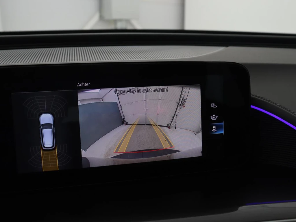 Mercedes-Benz EQC – foto 21