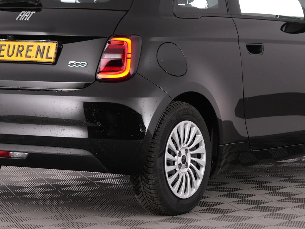 Fiat 500e – foto 10