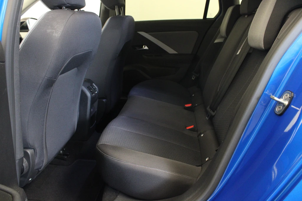 Opel Astra – foto 18