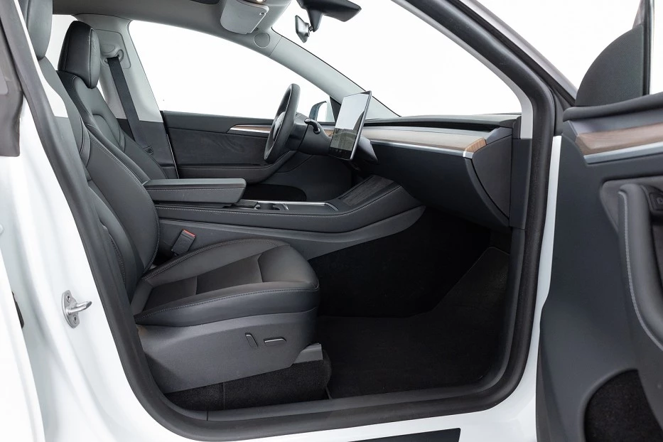 Tesla Model Y – foto 12
