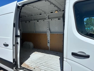 Renault Master – thumbnail 17