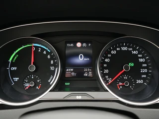 Volkswagen Passat – thumbnail 28