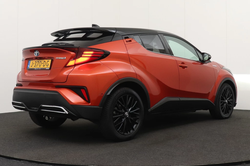 Toyota C-HR – foto 4