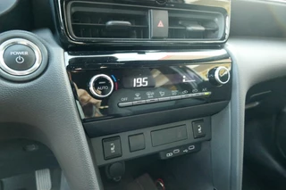 Toyota Yaris – thumbnail 16