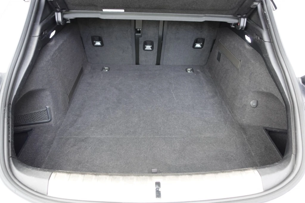 Porsche Taycan – foto 16