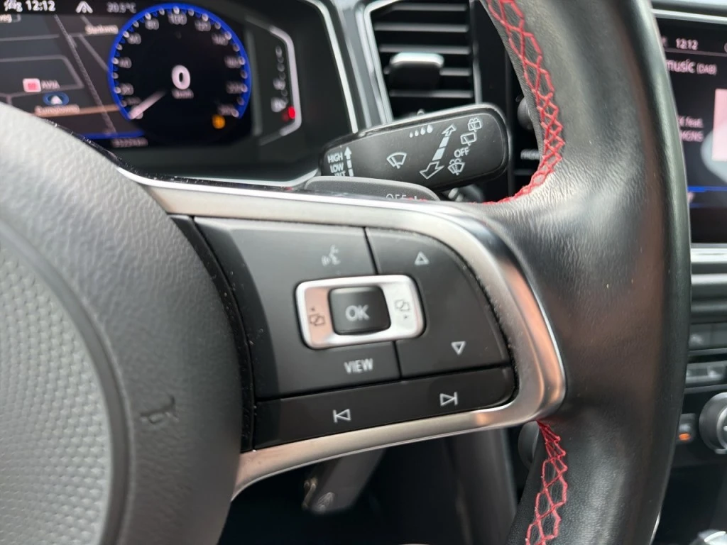 Volkswagen T-Roc – foto 18