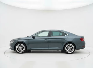 Škoda Superb – thumbnail 2